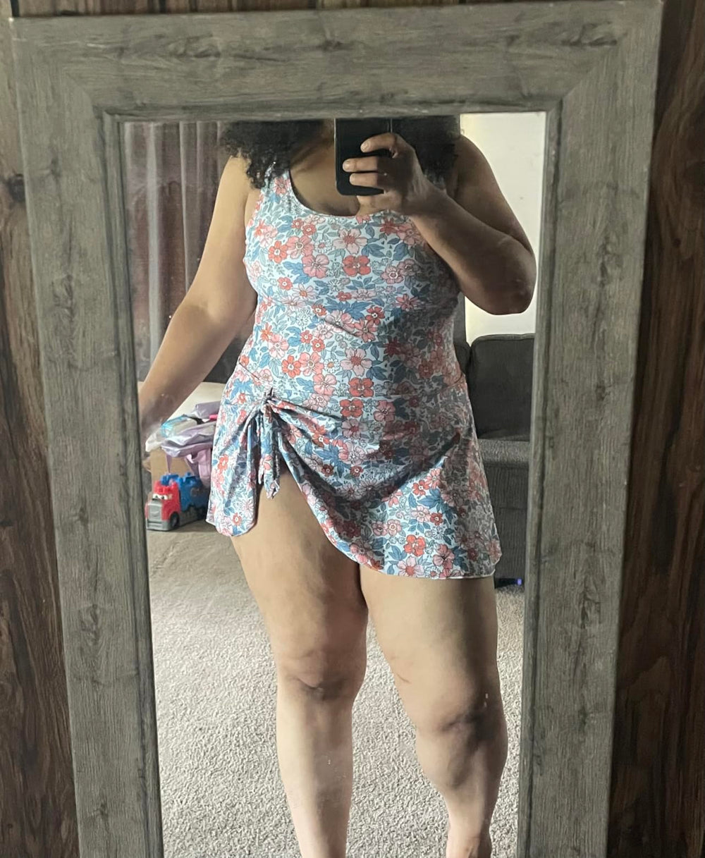 <h1>Real Women. Real Bodies. Real Pool Days.</h1>
